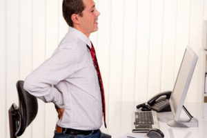 https://premierhealthmn.com/staging/wp-content/uploads/2014/12/causes-of-back-pain-300x200.jpg